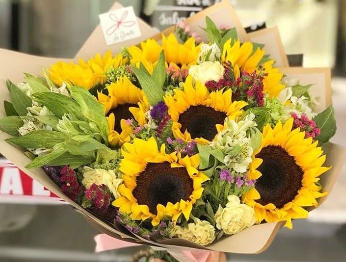 ¿Por qué el 21 de marzo se regalan flores amarillas?